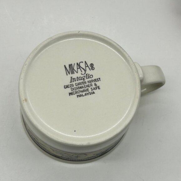 Mikasa Garden Harvest Intaglio CAC29 Cup & Saucer Set Pears Grapes Fruit Vintage - Picture 11 of 11